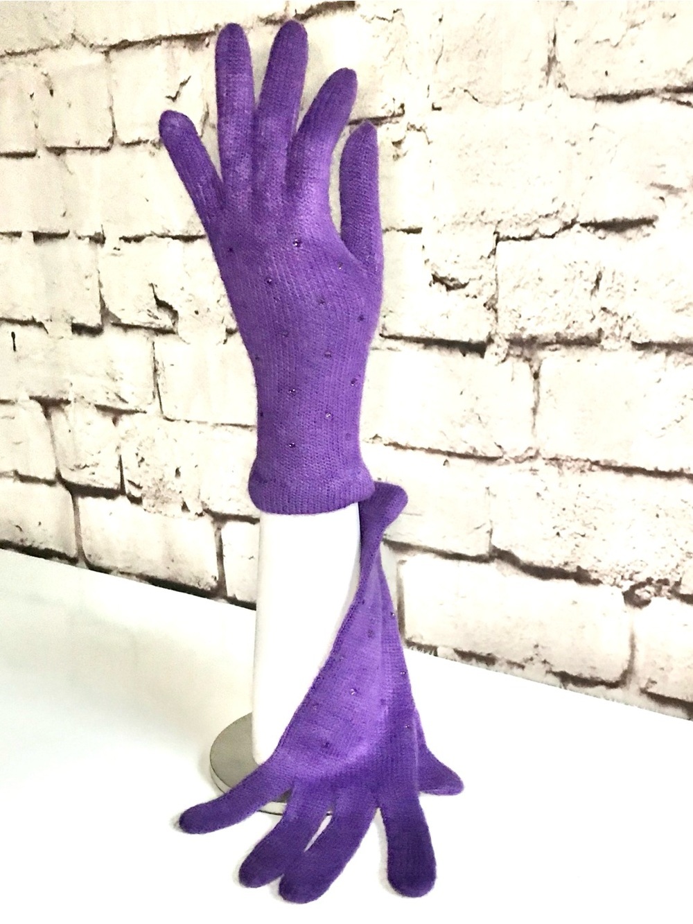 NWT Embellished PURPLE Knit Gloves One size 1 Pair NEW WITH TAGS - Picture 2 of 7